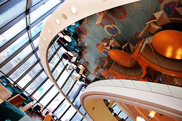 Image showing restaurant with mirror ceiling