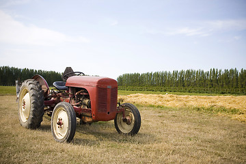 Image showing Red Tractor