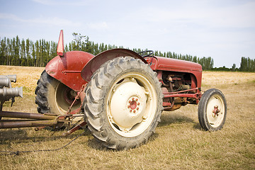 Image showing Red Tractor