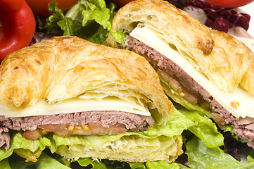 Image showing gourment roast beef sandwich on croissant