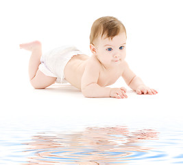 Image showing crawling baby boy