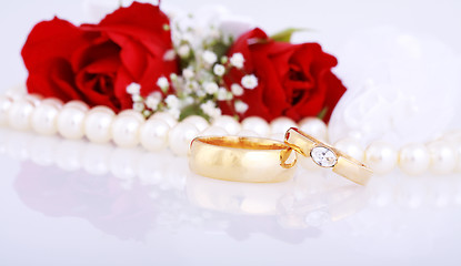 Image showing Golden wedding rings