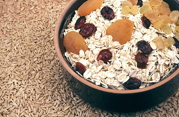 Image showing Oatmeal with fruit