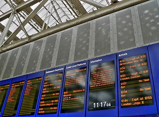 Image showing Arrivals and departures board