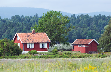 Image showing Small, red house