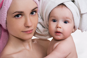 Image showing beautiful mother and daughter