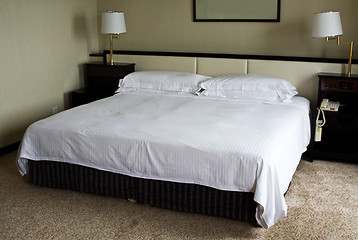 Image showing King sized bed