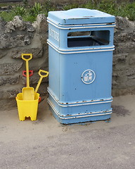 Image showing discarded beach toys