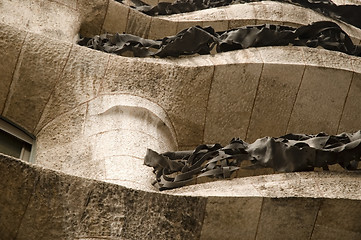 Image showing la padrera (antonio gaudi)