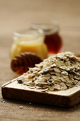 Image showing oatmeal and honey