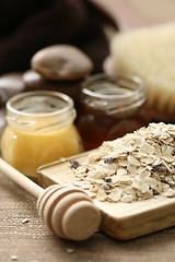Image showing oatmeal and honey