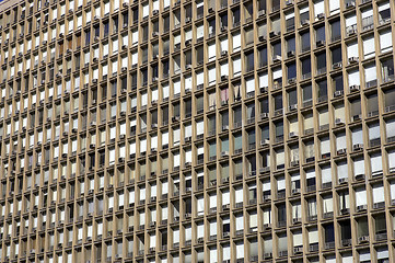 Image showing Windows in a building