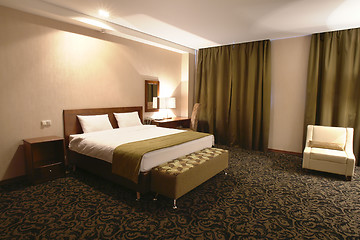 Image showing Hotel bedroom