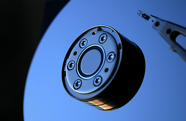 Image showing Close-up of the opened Hard Disk Drive [5]