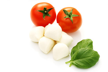 Image showing mozzarella and cherry tomatoes