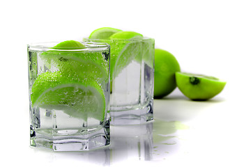 Image showing water with lime