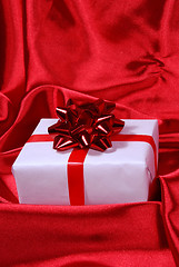 Image showing red gift box