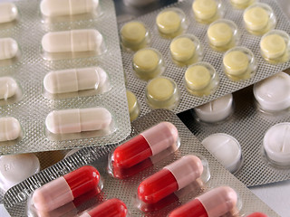 Image showing tablets and Pills