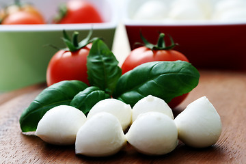 Image showing mozzarella and cherry tomatoes