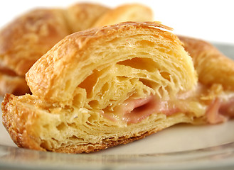 Image showing Melted Cheese And Ham Croissant