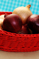 Image showing basket of onions