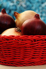 Image showing basket of onions