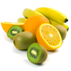 Image showing kiwi, oranges and bananas