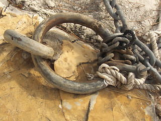 Image showing chain and rope mooring