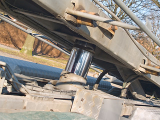 Image showing Hydraulic raising lowering system on a truck