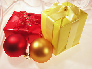 Image showing Christmas gifts