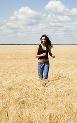 Image showing running woman