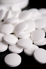 Image showing white pills closeup