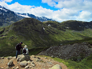 Image showing Short rest among mountains