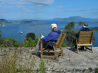 Image showing rest above the sea 