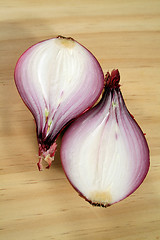 Image showing Red Onion Halves