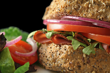 Image showing Wholegrain Salad Roll 4