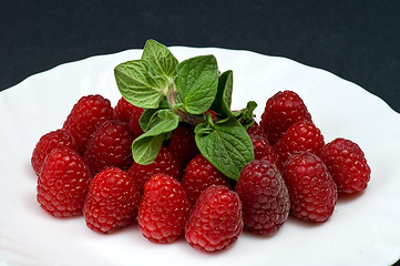 Image showing Fresh ripe raspberry