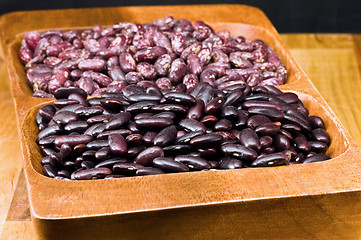 Image showing Kidney beans in wooden dish