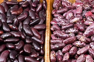 Image showing Kidney beans in wooden dish