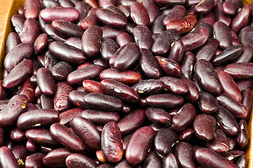 Image showing Kidney beans in wooden dish