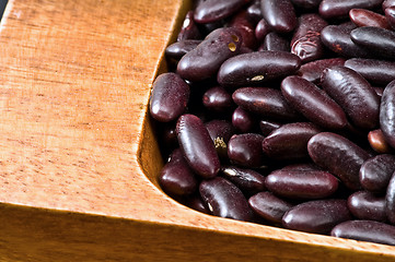 Image showing Kidney beans in wooden dish