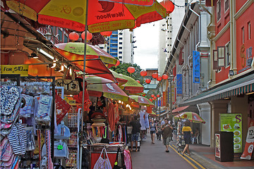 Image showing street szene in Singapore