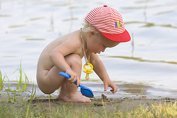 Image showing baby on the beach