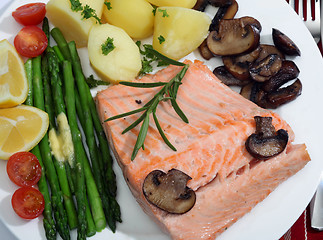 Image showing salmon and vegetables meal