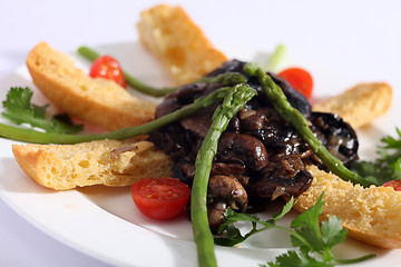 Image showing Mushrooms and asparagus on toast