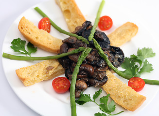 Image showing Mushrooms and asparagus on toast