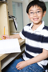 Image showing Studying kid