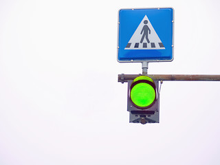 Image showing Go light at a pedestrian crossing