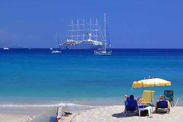 Image showing Couple on the beach