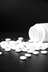 Image showing white pills